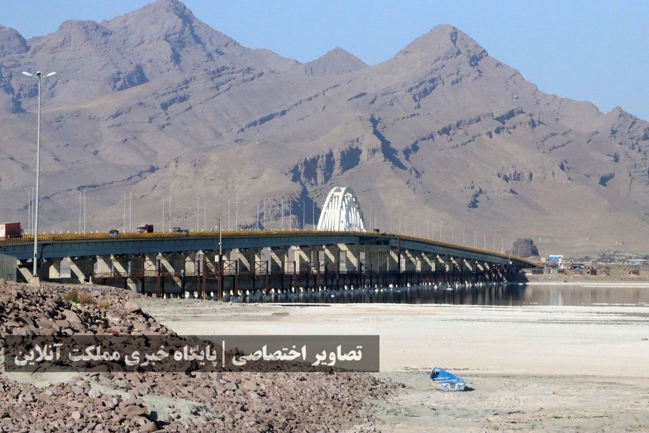 دریاچه ارومیه کم آب تر از همیشه