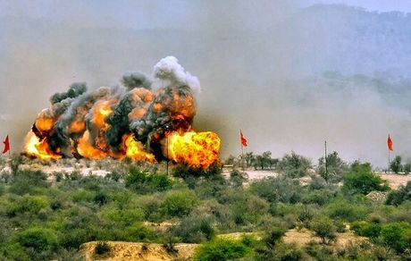 کشمیر پاکستان خواستار ذخیره مواد غذایی شد