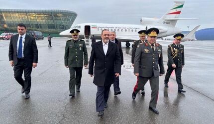 وزیر دفاع به جمهوری آذربایجان رفت