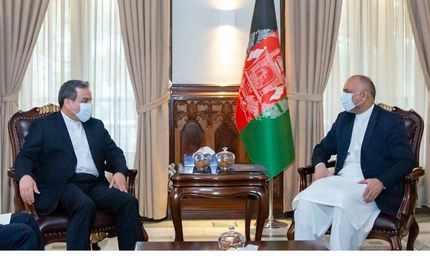
دیدار عراقچی با سرپرست وزارت امور خارجه افغانستان
