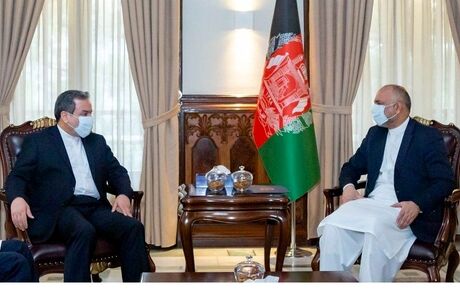 
دیدار عراقچی با سرپرست وزارت امور خارجه افغانستان
