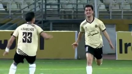 هوادار باز هم باخت / شمس آذر از قعر فرار کرد