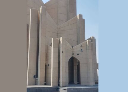 مقبره الشعرا تبریز هم به اماکن دیدنی آسیب دیده در چهارشنبه سوری پیوست
