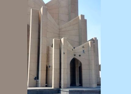 مقبره الشعرا تبریز هم به اماکن دیدنی آسیب دیده در چهارشنبه سوری پیوست