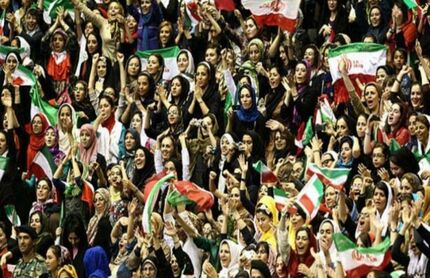 بانوان تماشاگران هم می‌توانند بازی ایران و کره جنوبی را تماشا کنند