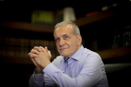 رئیس جمهور: صبر کنید و بعد از شروع به کار کابینه نقد کنید