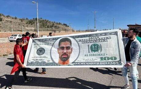 اعتراض دلاری تراکتوری‌ها به مهاجم سپاهان!