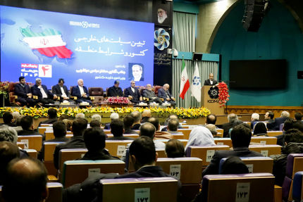 عراقچی: مشکلات اقتصادی تنها ناشی از توطئه و تحریم خارجی نیست / رفع تحریم مهمترین تلاش وزارت خارجه است