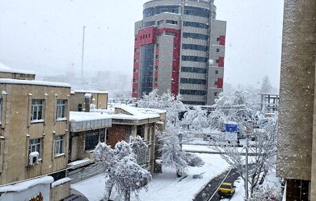ارومیه سفیدپوش شد