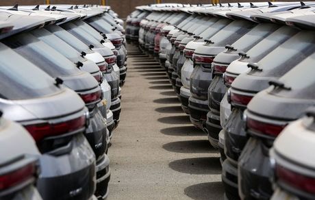 فرصت ثبت نام مرحله نخست خرید خودروهای وارداتی فقط تا پایان امشب