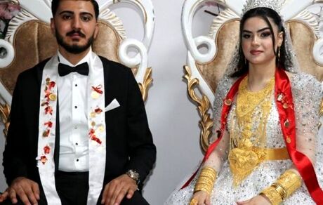 در یک مراسم عروسی در ترکیه: ۳کیلو طلا به عروس و ۴ میلیون لیر به داماد هدیه داده شد