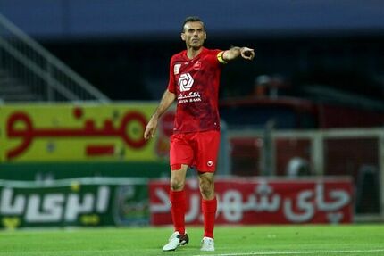 افشای رقم قرارداد سیدجلال حسینی با پرسپولیس/ "سوپرمن" کمتر از سایرین می‌گیرد