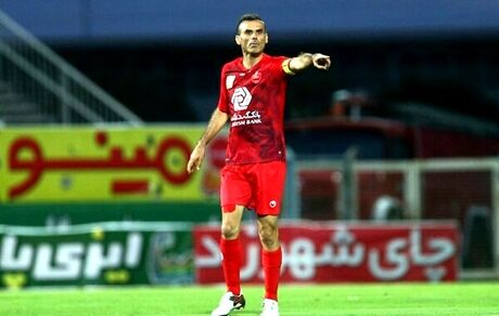 افشای رقم قرارداد سیدجلال حسینی با پرسپولیس/ "سوپرمن" کمتر از سایرین می‌گیرد