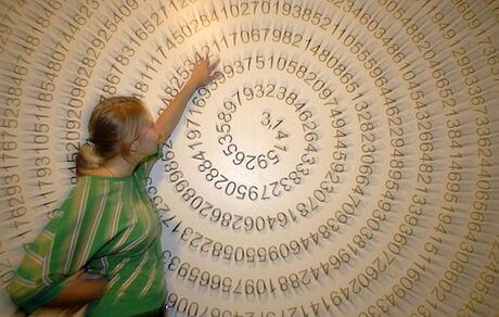 یک ریاضی‌دان سوئیسی، عدد پی را تا  ۶۲.۸ تریلیون رقم محاسبه کرد