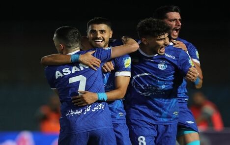 استقلال لیگ برتر فوتبال را با گل باران تیم تازه وارد آغاز کرد