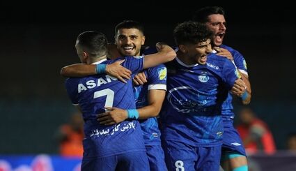 استقلال لیگ برتر فوتبال را با گل باران تیم تازه وارد آغاز کرد