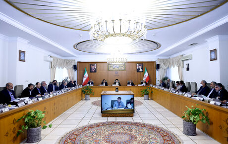 وزیر کشور مامور ریشه‌یابی فوری مسمومیت تعدادی از دانش‌آموزان در برخی مدارس شد