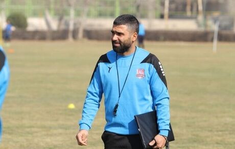یک استقلالی جایگزین رحمتی به عنوان سرمربی هوادار انتخاب شد