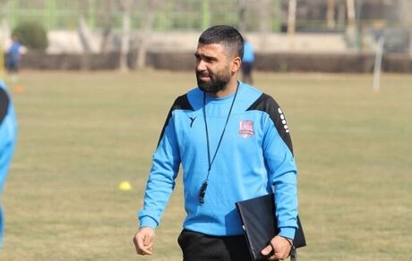 یک استقلالی جایگزین رحمتی به عنوان سرمربی هوادار انتخاب شد