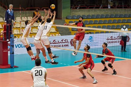 لیگ برتر والیبال: آذرباتری روی نوار شکست / لبنیات هراز آمل صدرنشین جدید