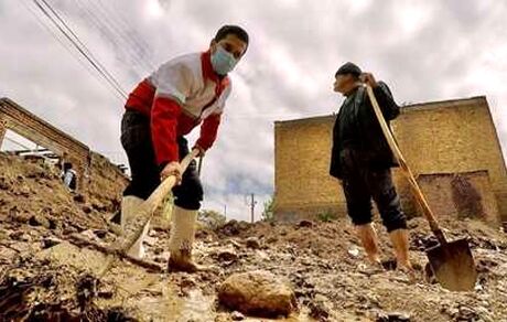 پنج مفقودی در سیل استان کرمان / پیکر یک مفقودی پیدا شد