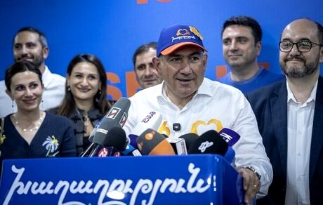 حزب نخست وزیر کنونی ارمنستان پیروز انتخابات شد