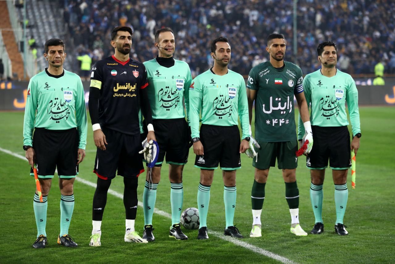 دربی ۱۰۲