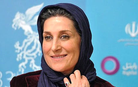 فاطمه معتمدآریا در مراسم تشییع پیکر شهلا ریاحی