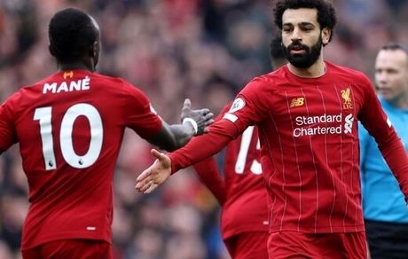 حرکت خبرساز محمد صلاح در یک پمپ بنزین/ عکس