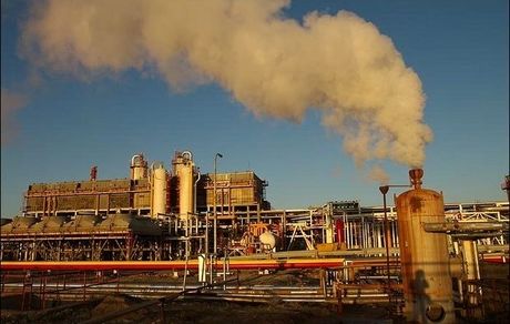 کیفیت بنزین مشکلی ندارد/ انتقاد از «طفره» وزارت نفت در تدوین استاندارد گوگرد گازوئیل