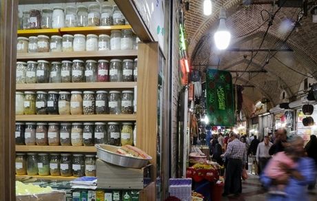 بازار شاه‌عبدالعظیم در حال و هوای نوروز