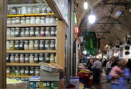 بازار شاه‌عبدالعظیم در حال و هوای نوروز