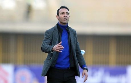 عنایتی از امروز بطور رسمی سرمربی نفت مسجدسلیمان شد