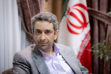رئیس جمهور بزودی عارف را مسئول ساماندهی اینترنت خواهدکرد
