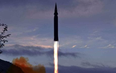 کره شمالی موشک فراصوت آزمایش کرد