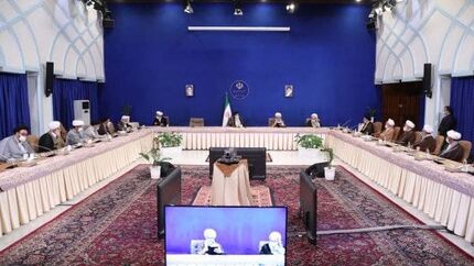 تاکید رئیس‌جمهور برای ارتباط نزدیک با علما و فرهیختگان حوزه و دانشگاه