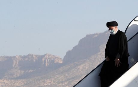 رئیس جمهور وارد ایلام شد