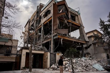 شهادت ۲ شهروند و مجروح شدن ۳۶ نفر در پی حمله هوایی دشمنان به شهرستان بهارستان