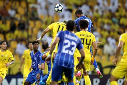 استقلال، یک دی به بحرین می‌رود