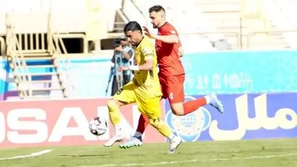 شیرازی‌ها، لیگ برتر فوتبال را به هم ریختند / تراکتور بد موقع به فجرسپاسی باخت