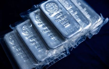 ثبت یک رکورد دیگر برای نقره در بازارهای جهانی