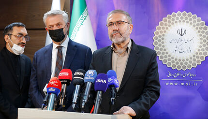 اجباری برای بازگشت اتباع افغانستانی مقیم ایران نیست