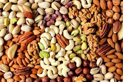 اعلام قیمت روز آجیل در میادین میوه و تره‌بار در آستانه شب یلدا
