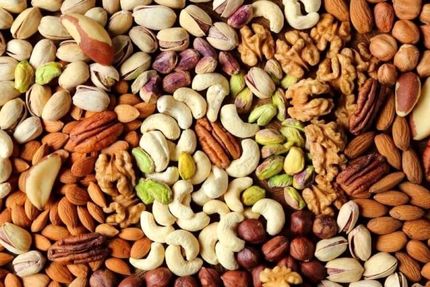 اعلام قیمت روز آجیل در میادین میوه و تره‌بار در آستانه شب یلدا