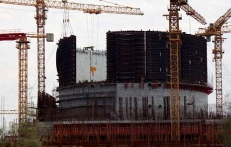تجهیزات فاز دوم و فاز سوم نیروگاه اتمی بوشهر در روسیه در حال ساخت است