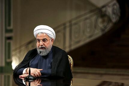 روحانی: سامانه جامع تجارت مانع قاچاق کالا و رانت و فساد می‌شود