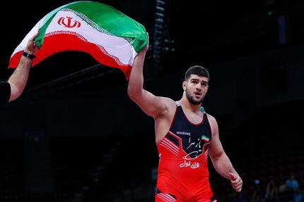 آزادکار سنگین وزن ایرانی برای جمهوری آذربایجان کشتی خواهدگرفت