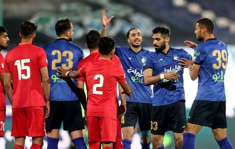 دیدار استقلال و فولاد از هفته دوازدهم لیگ برتر از دید دوربین