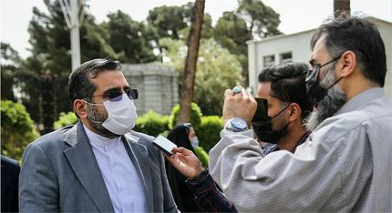 وزیر ارشاد: صادر کننده کاغذ خواهیم شد
