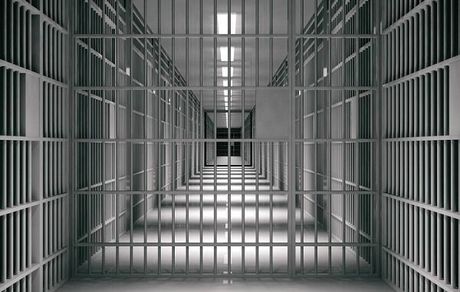 زندان میانه به خارج شهر منتقل می‌شود